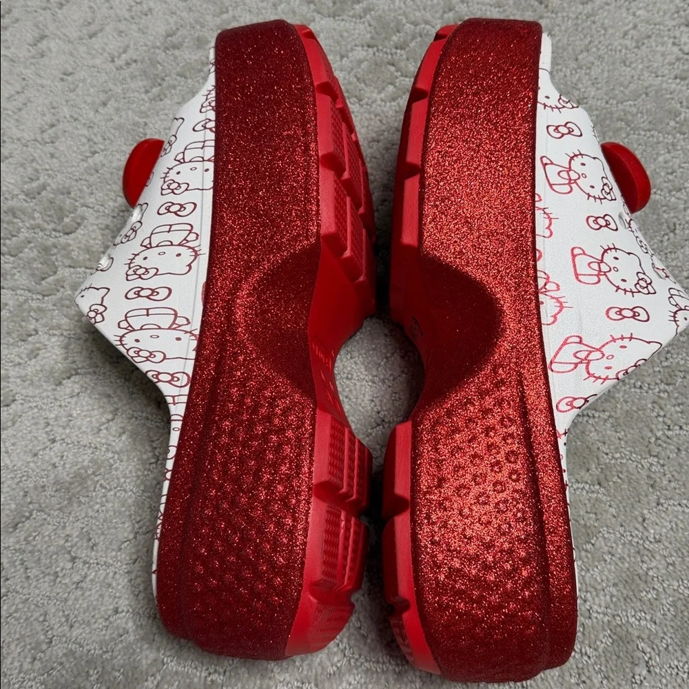 Hello Kitty Red and White Crocs with Bow Unisex Women size‎ 10 Men’s size 8